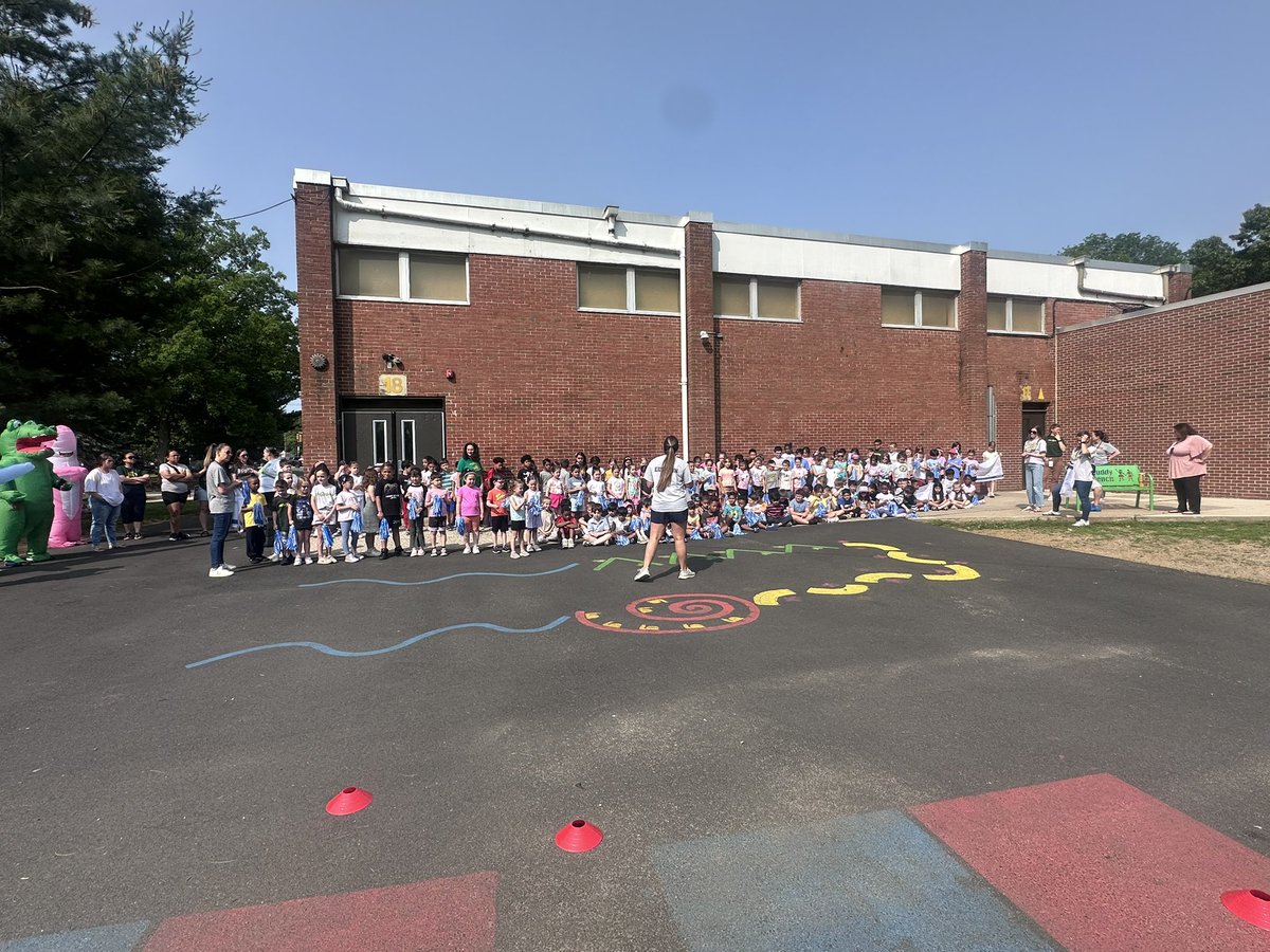 Kimberley Giles tweet media