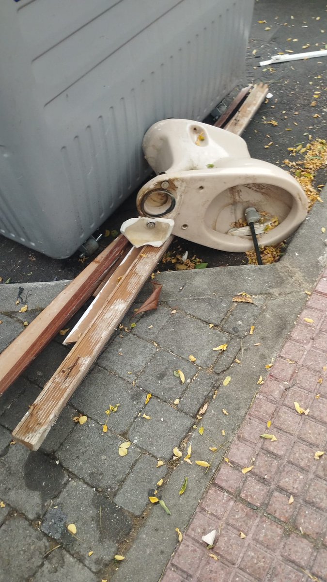 Desde que soy alcalde me lo paso chachi pirulí juan pelotilla.
#LeganesEnMarcha #Leganes