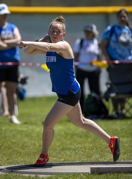WTTNathletics's tweet image. Congratulations to WHS Track and Field athlete Megan Doherty for earning the Badger Large Conference Girls Field Athlete of the Year!  #wearethegoslings #WuTownProud