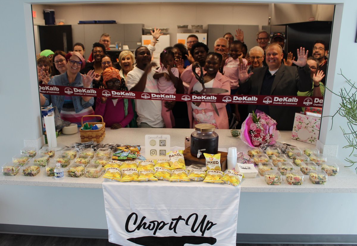Welcome to the DeKalb Chamber, Chop It Up! Chop It Up offers in-home, chef-curated dining experiences with the goal of educating others on the importance of delicious, healthy food.
🌐 chefbrittanymcgee.com
📞 630-601-4832