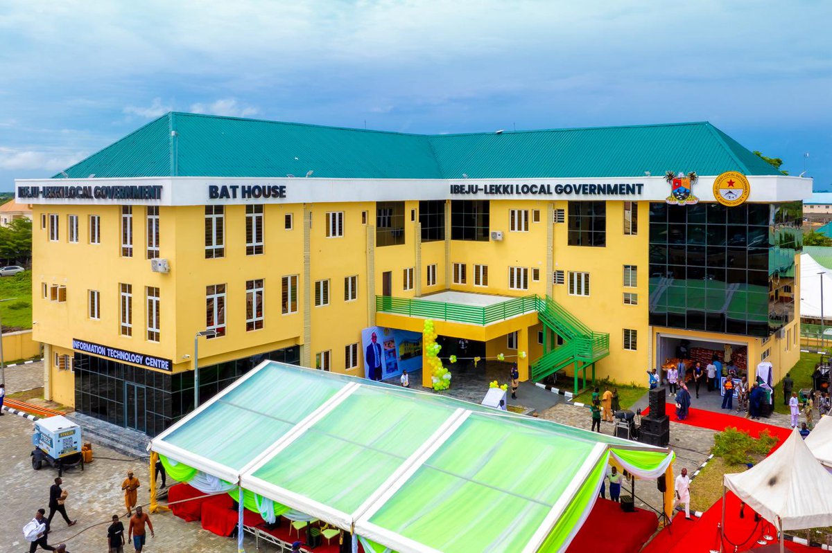 Mr_JAGs's tweet photo. LAGOS LGA PROJECTS UPDATE 

Governor of Lagos State, Mr @jidesanwoolu today at Officially Commissioned projects executed by the Ibeju-Lekki Local Government Area, under the leadership of Hon. Abdullahi Sesan Olowa @Olowajaja 

The Projects are as follows: 

Newly Constructed Administrative Block named: ‘Bola Ahmed Tinubu House’

The New Legislative Building for the Local Government. 

Standard Paved Babajide Olusola Sanwo-Olu Road

And

Groundbreaking ceremony of The Ibeju-Lekki Housing Estate 

#IbejuLekkiLGA
#LagosLGAProjectUpdate  
#GreaterLagosRising