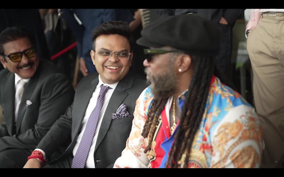 CricCrazyJohns's tweet photo. Chris Gayle, Ravi Shastri with ICC Chairman Jay Shah during WTC final 👌 https://t.co/c40P25UIT5