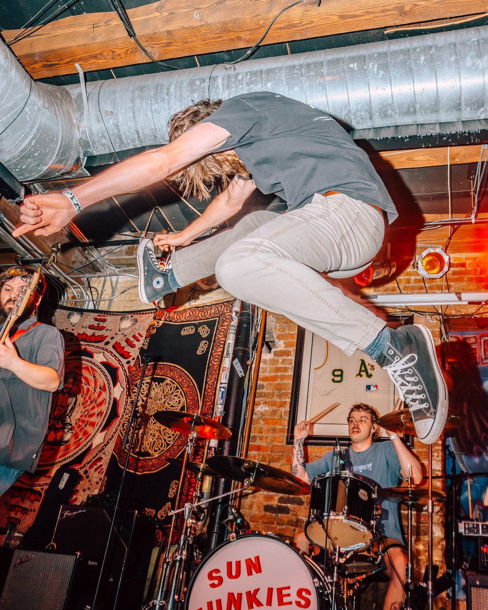 Potionseller (@potionsellermi) on Twitter photo First 5 shows of summer are wrapped
Next month we go out for 4 days with <a href="/DaisyheadTN/">Daisyhead</a>
Thanks <a href="/Sun_Junkiesband/">Sun Junkies</a> for having us!
Thanks <a href="/spencerisberg/">withintheviewfinder</a> for coming and doing photo First 5 shows of summer are wrapped
Next month we go out for 4 days with <a href="/DaisyheadTN/">Daisyhead</a>
Thanks <a href="/Sun_Junkiesband/">Sun Junkies</a> for having us!
Thanks <a href="/spencerisberg/">withintheviewfinder</a> for coming and doing photo