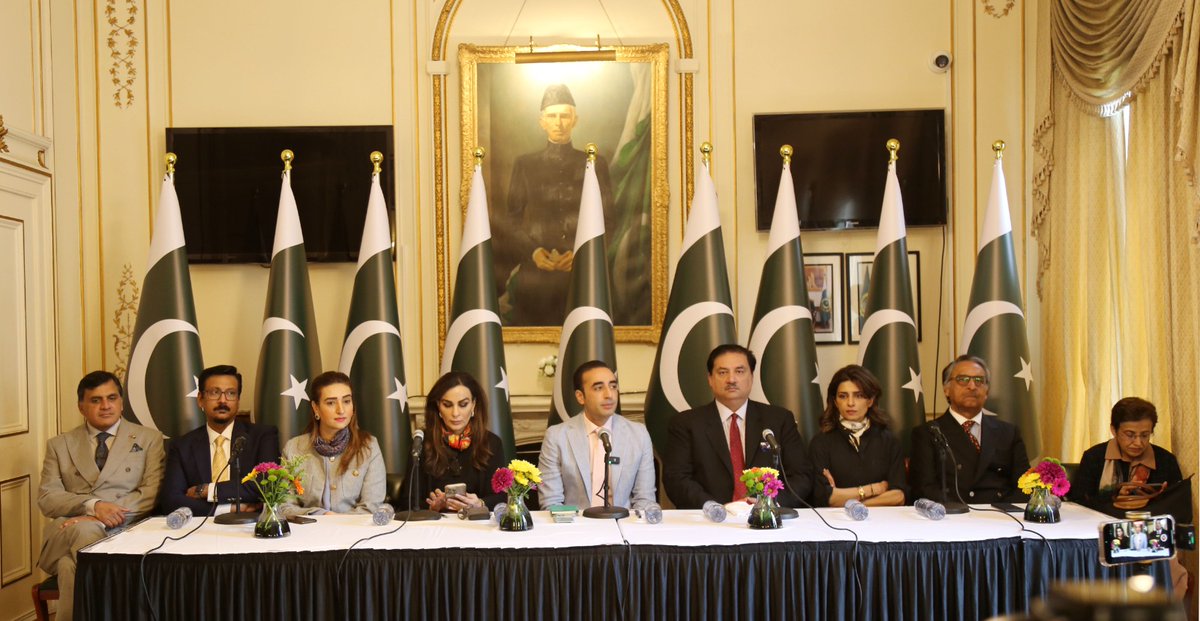 Pakistan High Commission London (@pakistaninuk) on Twitter photo Head of the High-level Multi-Party Delegation Mr. Bilawal Bhutto Zardari <a href="/BBhuttoZardari/">BilawalBhuttoZardari</a>, along with other members of the delegation held a post-visit press briefing at <a href="/PakistaninUK/">Pakistan High Commission London</a>.
The High-level delegation briefed about their meetings with leadership and senior officials of Head of the High-level Multi-Party Delegation Mr. Bilawal Bhutto Zardari <a href="/BBhuttoZardari/">BilawalBhuttoZardari</a>, along with other members of the delegation held a post-visit press briefing at <a href="/PakistaninUK/">Pakistan High Commission London</a>.
The High-level delegation briefed about their meetings with leadership and senior officials of