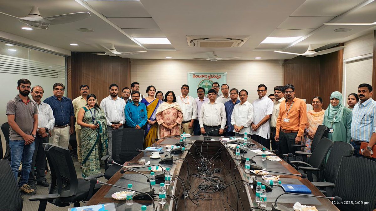psr2009's tweet photo. Indian Development Foundation is proud  to join @TelanganaTransport &amp; @UNICEF in launching Road Safety Clubs across Telangana schools! With IDF &amp; fellow NGOs, we’ll empower students as #RoadSafetyChampions to build a safer tomorrow. https://t.co/kHoiFSjajY