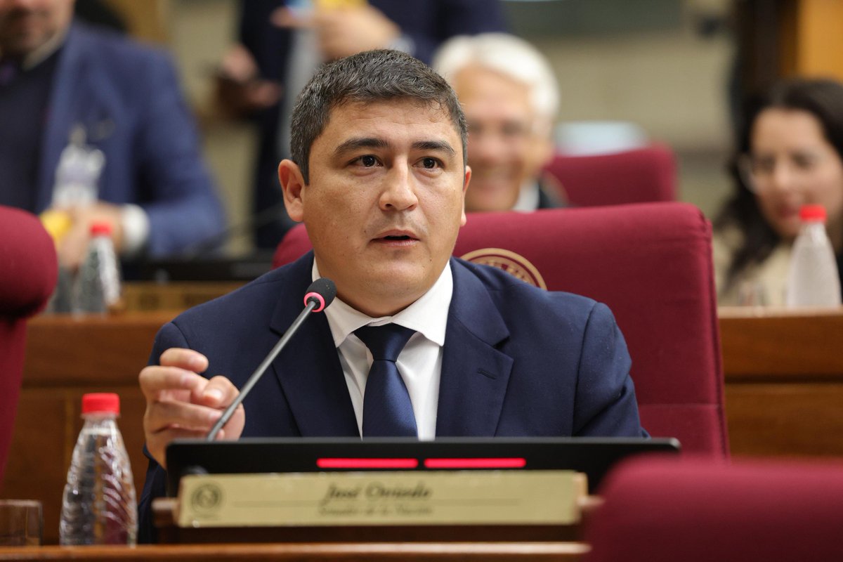 👉🏽AL TERRITORIO SOCIAL DENOMINADO ‘VILLA JARDÍN’, PARA SU POSTERIOR TRANSFERENCIA A TÍTULO ONEROSO A FAVOR DE SUS ACTUALES OCUPANTES”, el tratamiento del proyecto queda postergado por 8 días para mejor estudio, moción del senador <a href="/OviedoSenador/">José Oviedo</a>