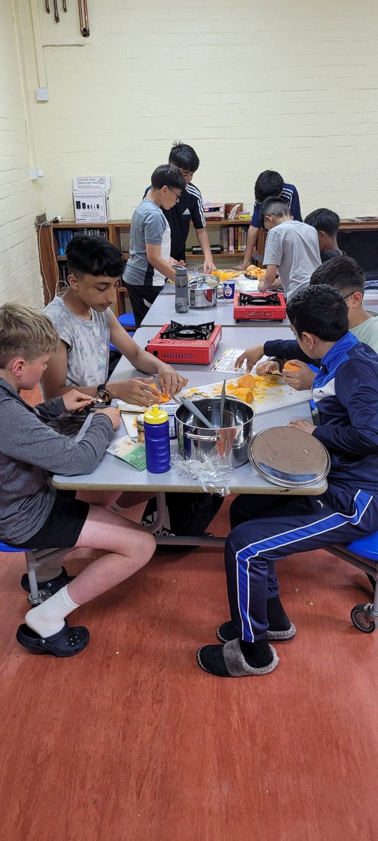 Farchynys tweet media