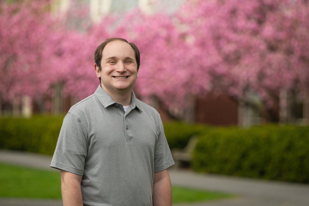 BucknellU's tweet image. As a political science major at #Bucknell, Zane Hensal '26 is committed to civic life and balances his academic and civic responsibilities to drive his path forward while helping others with theirs. ⚖️
🔗 Read his full story here: bit.ly/4mQTlqC