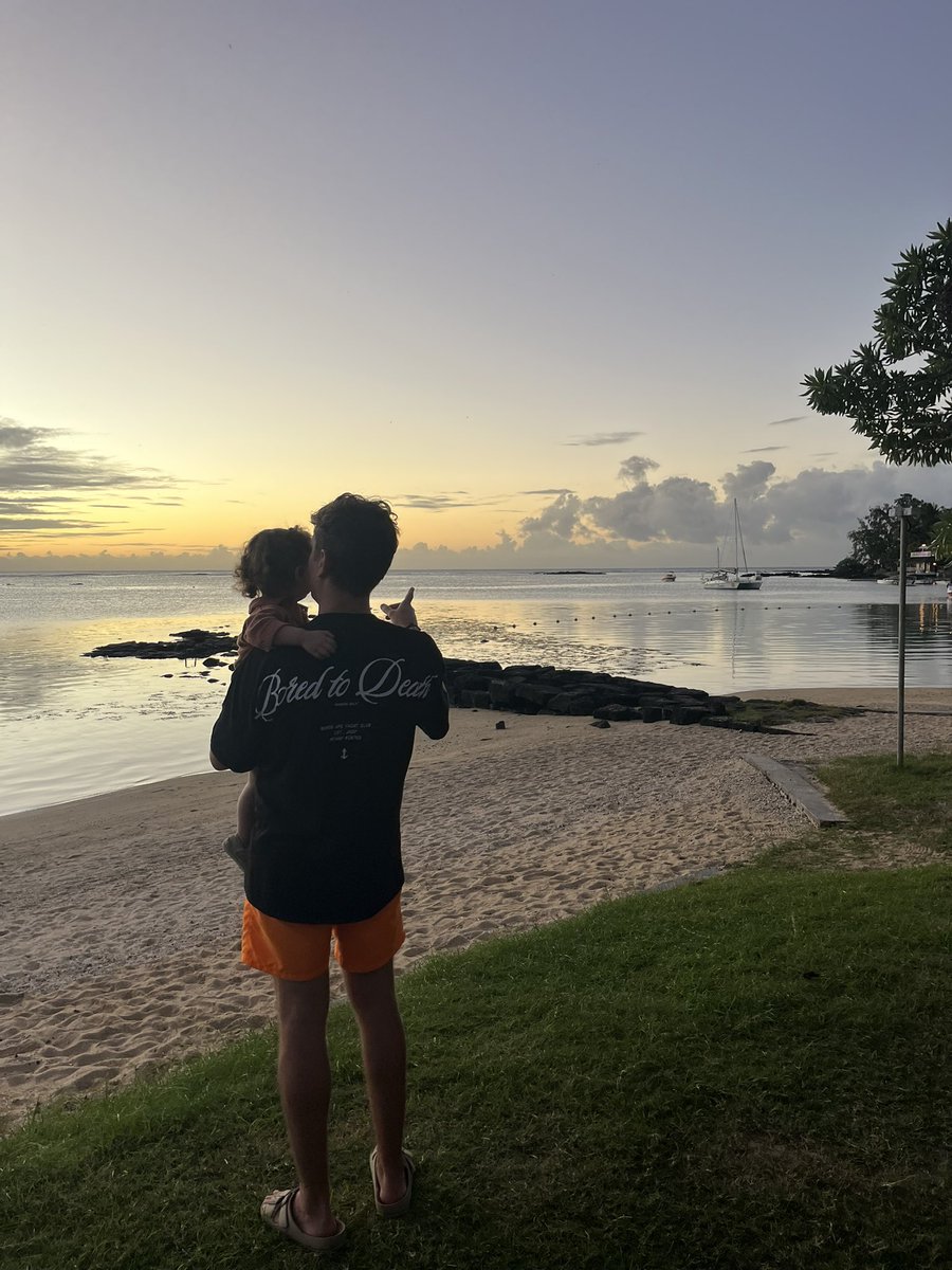 p4blo.eth (@p4blo_eth) on Twitter photo Bored on holidays.
Take some profits and touch grass fam.
(OK I admit I bought 4 <a href="/BoredApeYC/">Bored Ape Yacht Club 🍌</a>, flipped a couple, and grabbed a bunch of cool mutants during the "break") Bored on holidays.
Take some profits and touch grass fam.
(OK I admit I bought 4 <a href="/BoredApeYC/">Bored Ape Yacht Club 🍌</a>, flipped a couple, and grabbed a bunch of cool mutants during the "break")