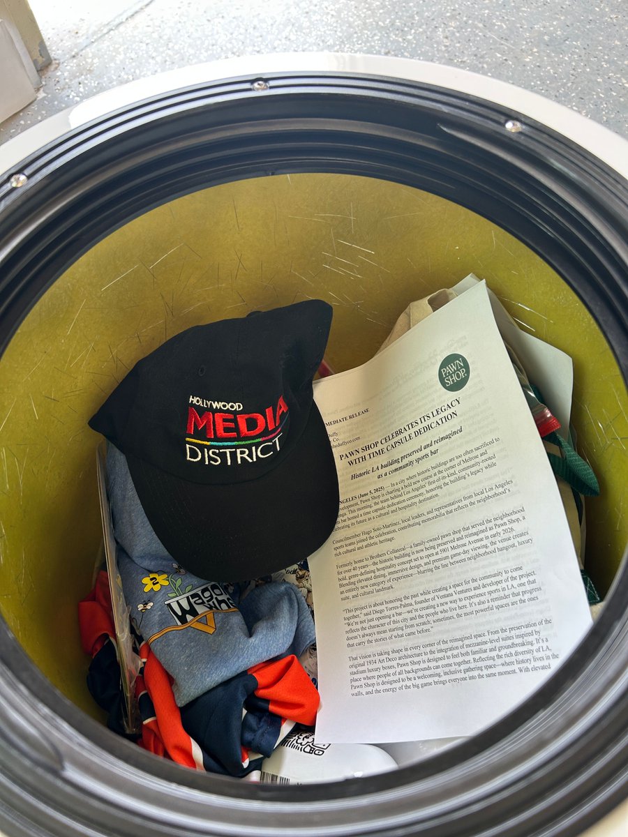 HMDBID's tweet image. Pawn Shop | Time Capsule Event  via @pawnshop_la

For updates join our newsletter on pawnshopla.com - link in bio

#losangeles #pawnshopla #hollywoodmediadistrict