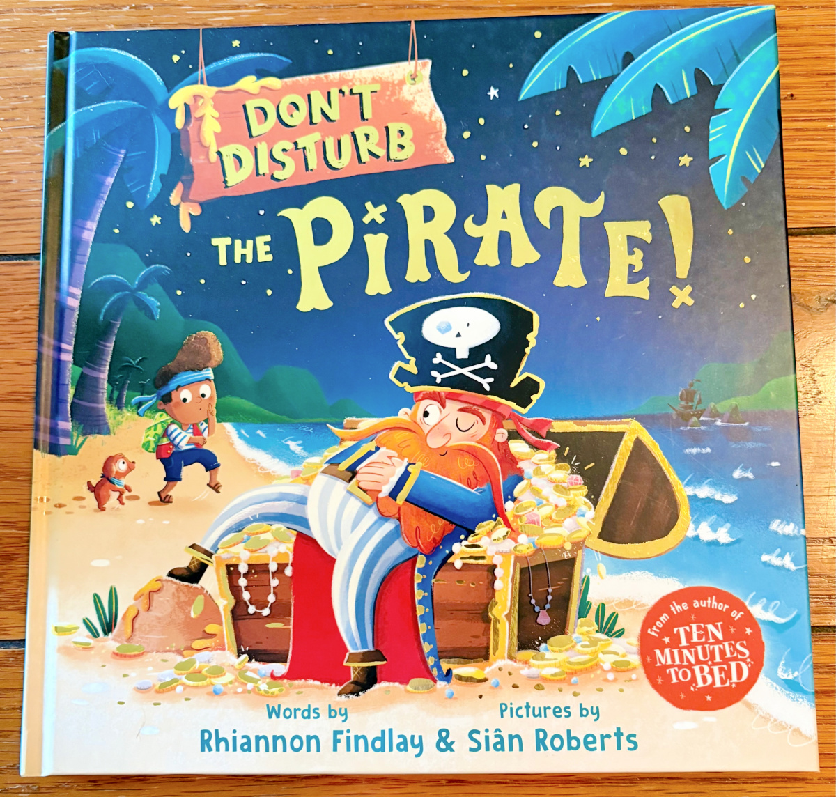 She_Scribes's tweet image. Reading shouldn&apos;t end just because it&apos;s summer time. It&apos;s important to encourage your child to read a little bit each day. 

Check out these new titles from @Sourcebooks . 

bit.ly/4kDgnjl

#SummerReading #Summer2025 #Sourcebooks #Books #BooksReview