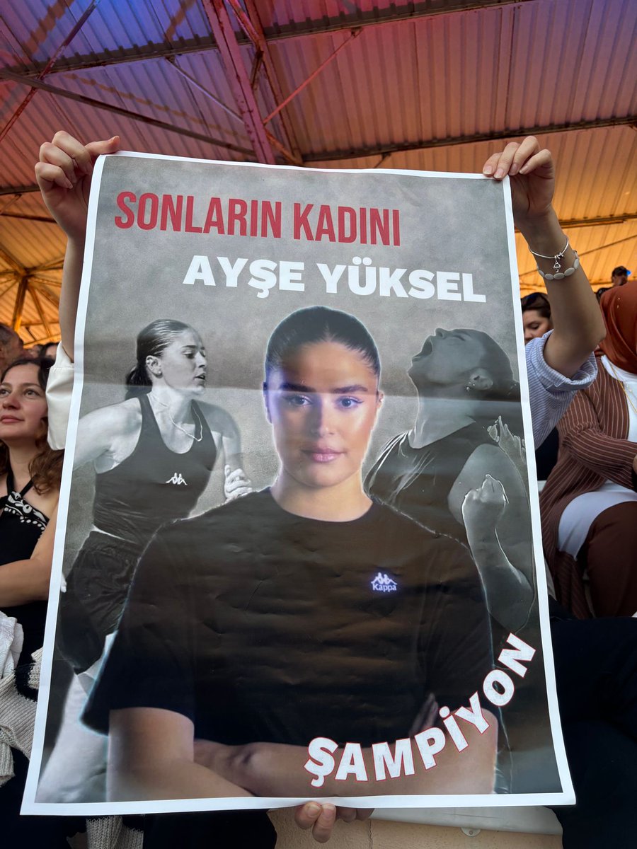 Her zaman hep destek tam destek. Bu sefer sen şampiyon olacaksın. <a href="/ayseyukselresmi/">AyseYukselOfficiall</a> #ayfc #ayseyüksel