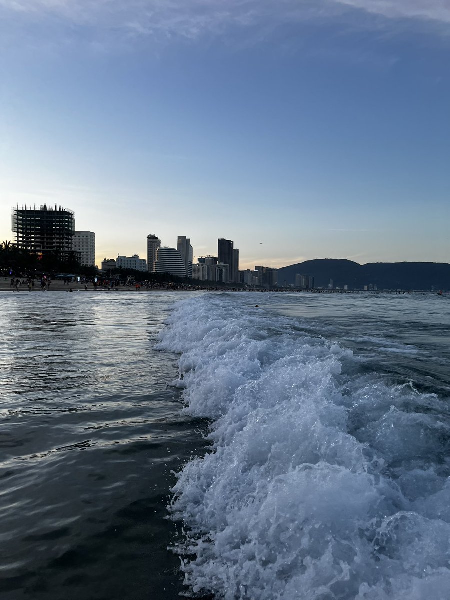 ZnoomZ8326's tweet photo. Da nang miami 🌴 of south Asia 🇻🇳 https://t.co/m6tj2RW6Yu
