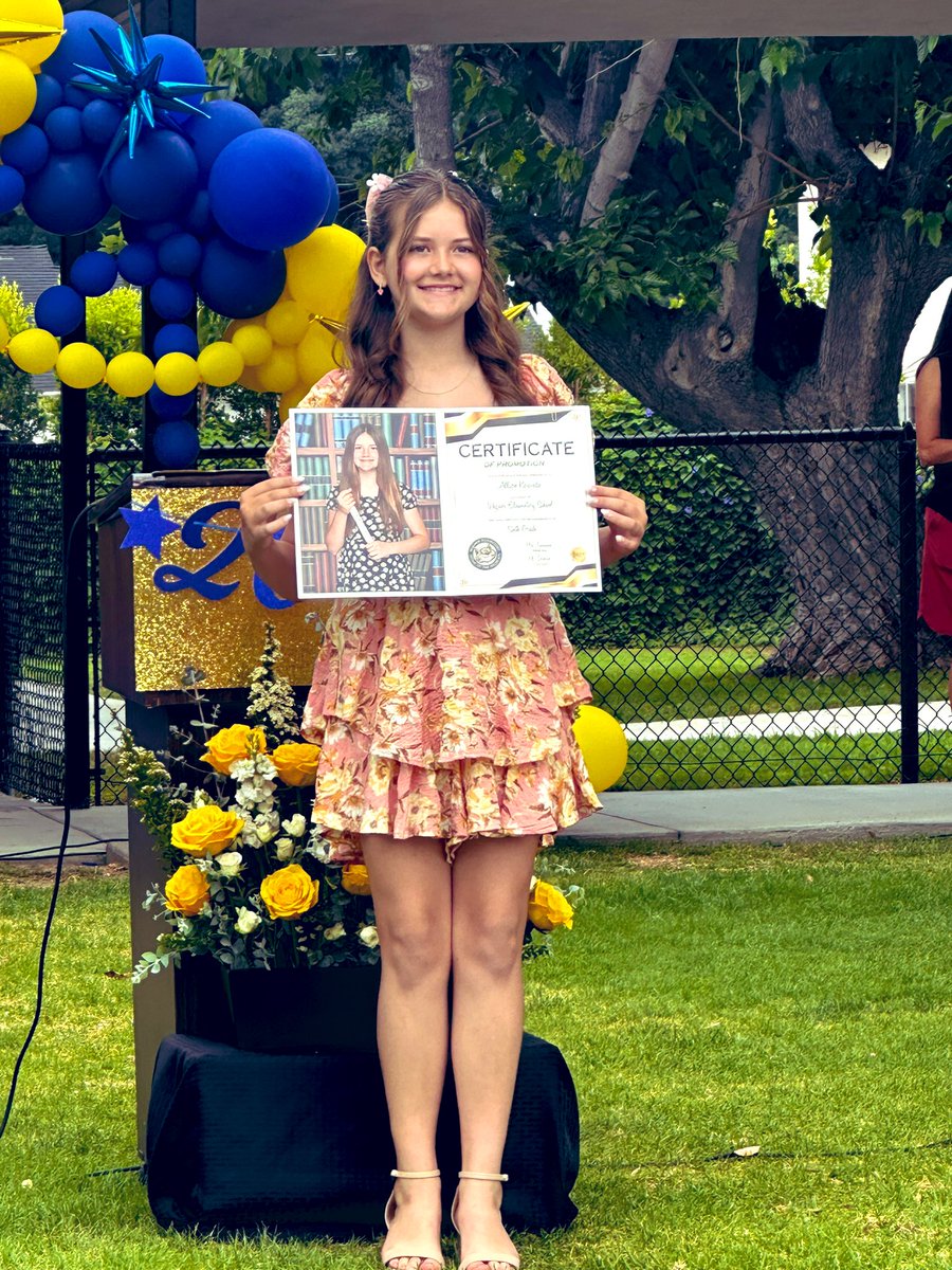 NKaravedas's tweet image. Last day of Elementary school for our oldest Miss Allison Karavedas....

Here we come 7th grade! ❤️ #SoProud #NanaPapaLove #Oldest #Alli #Legacy #Blessed