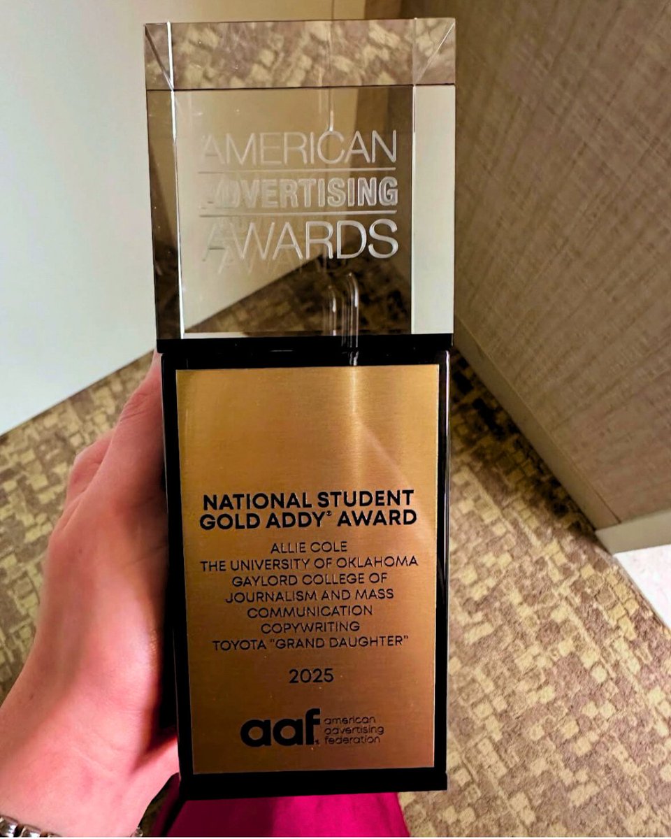 Gaylord College (@gaylordcollege) on Twitter photo ๐ ๐๐ฅ๐ฅ๐ข๐ ๐๐จ๐ฅ๐ (Ad, โ25) just won the only National Student Gold ADDY in copywriting for ๐ฎ๐๐๐๐
๐
๐๐๐๐๐๐๐, a spec ad for the <a href="/Toyota/">Toyota USA</a> Land Cruiser!
Big congrats to her & Prof. Tom Patten. Next stop: joining the team <a href="/Chewy/">Chewy</a> in FL!
๐: link.ou.edu/4jIAmM4 ๐ ๐๐ฅ๐ฅ๐ข๐ ๐๐จ๐ฅ๐ (Ad, โ25) just won the only National Student Gold ADDY in copywriting for ๐ฎ๐๐๐๐
๐
๐๐๐๐๐๐๐, a spec ad for the <a href="/Toyota/">Toyota USA</a> Land Cruiser!
Big congrats to her & Prof. Tom Patten. Next stop: joining the team <a href="/Chewy/">Chewy</a> in FL!
๐: link.ou.edu/4jIAmM4