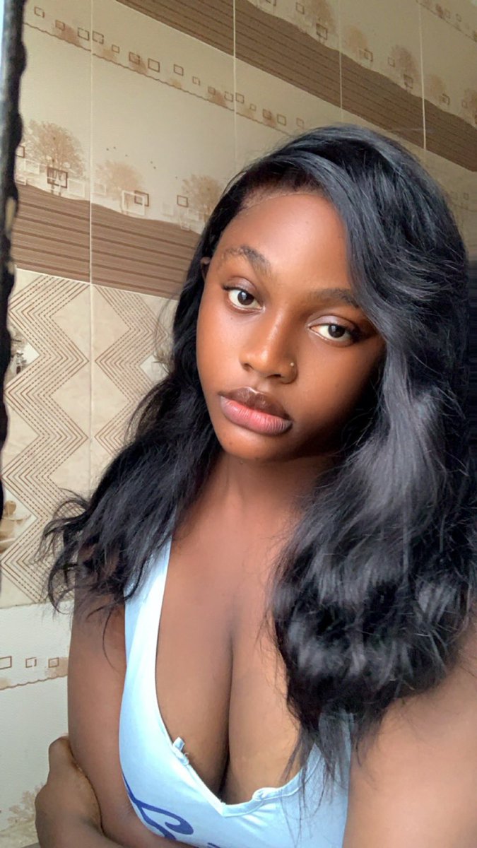 Enii___ola's tweet image. Hey there 😌👋