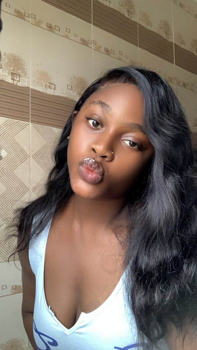 Enii___ola's tweet image. Hey there 😌👋