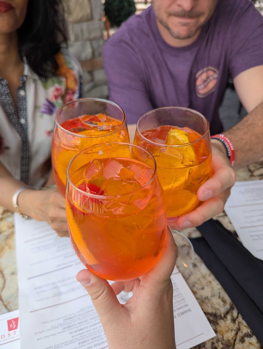 Bugcrowd's tweet image. 🍻 Cheers to another successful run at the Security &amp;amp; Risk Management Conference!

What a week! Till next time... thank you @Gartner_inc! 🙌

#Bugcrowd #IngenuityUnleashed #GartnerSEC