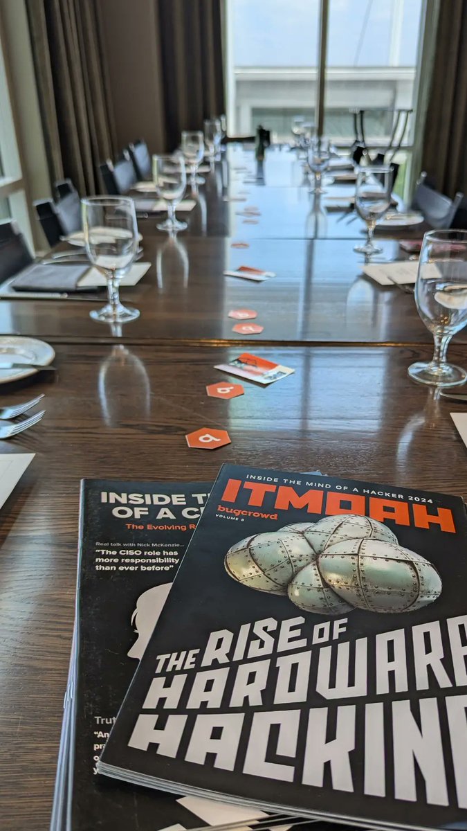 Bugcrowd's tweet image. 🍻 Cheers to another successful run at the Security &amp;amp; Risk Management Conference!

What a week! Till next time... thank you @Gartner_inc! 🙌

#Bugcrowd #IngenuityUnleashed #GartnerSEC