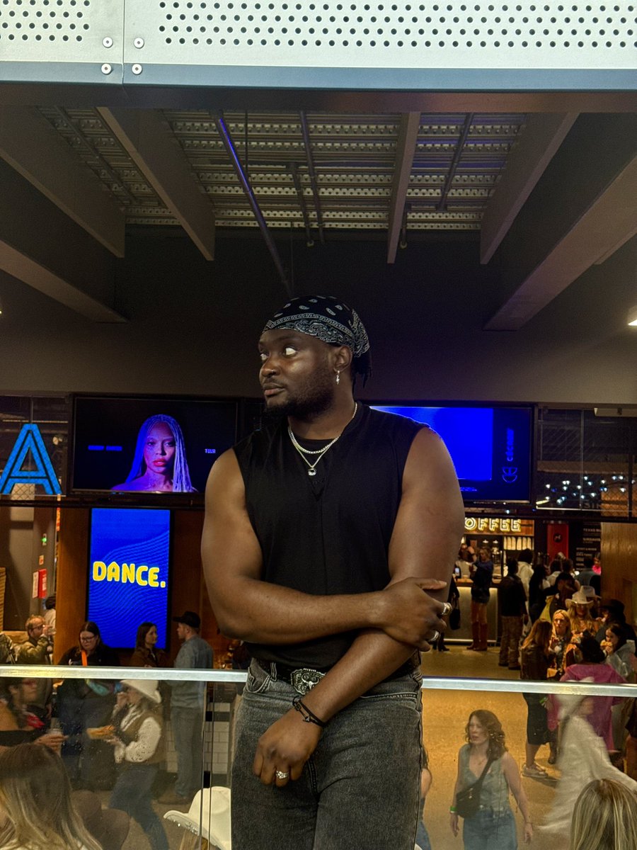chikedike_'s tweet photo. #CowboyCarterTour 🐎 https://t.co/SlvqxrM6T3