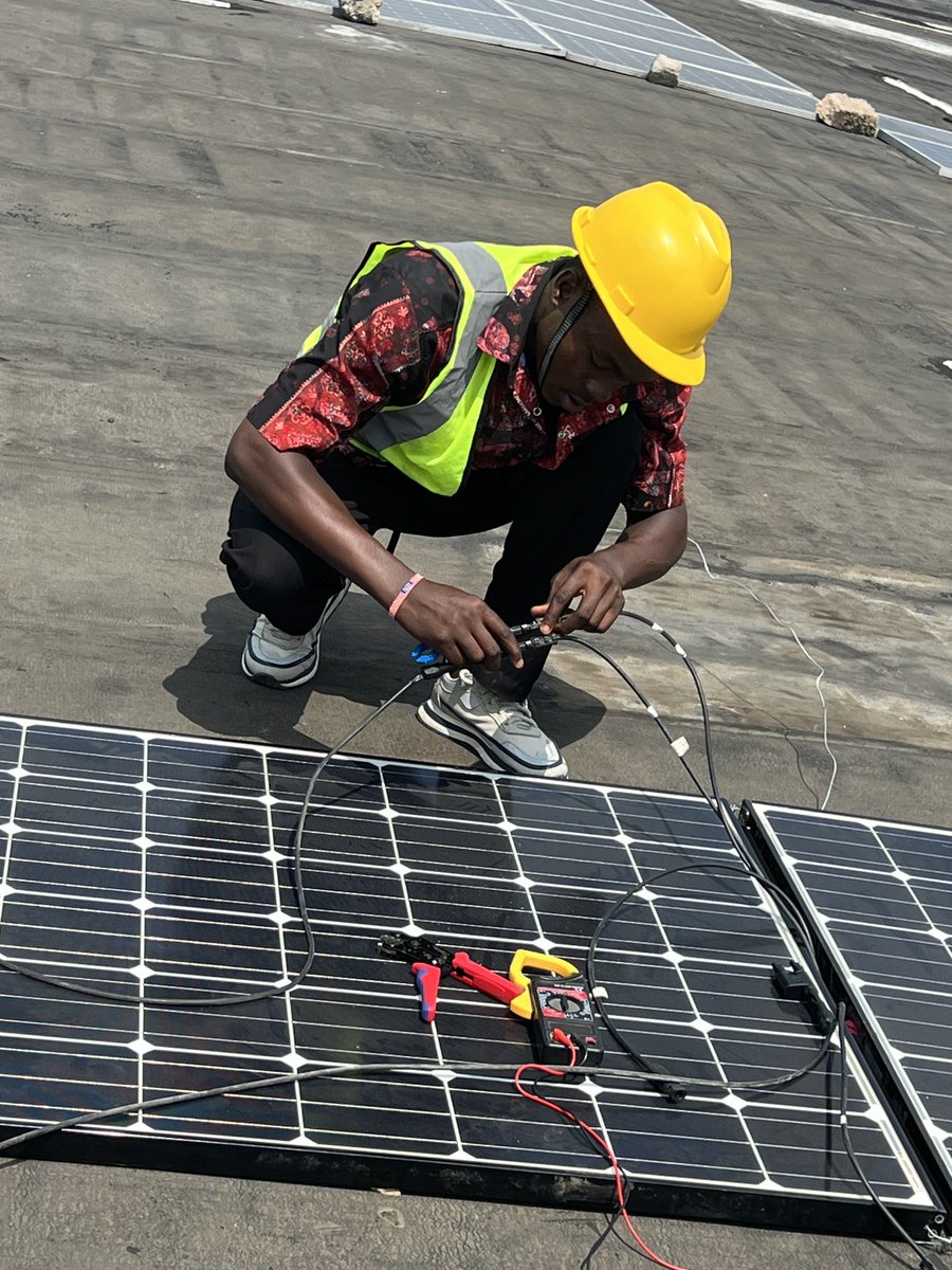 We installed a solar system for an Event Centre in Aba! 

At Solaris, we promise efficiency and durability in every of our solar installation project and we always deiver 💃💃

Your trusted residential solar company in Aba. 

#highlightseveryone #solar #solarenergy #solaris