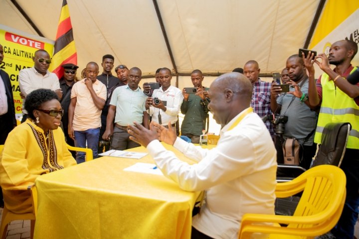 HighFirstMedia1's tweet photo. Rt. Hon. @RebeccaKadagaUG made her way to the @NRMOnline Electoral Commission offices on Plot 13, Kyadondo Road. The air was thick with anticipation, the rhythmic chants of youth supporters echoing through the city as they proudly escorted her 
https://t.co/e25A1aOCw0 https://t.co/Eq2uQLEevP