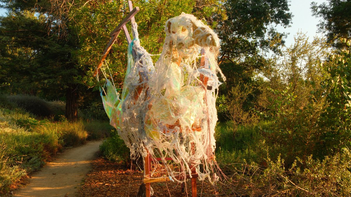 UCDavis_KNikos's tweet image. Catch sculptures near #UCDavis Lake Spafford today; view grad art for next couple weeks in museums. Read all about it in the #UCDavis Arts Blog ucdavis.edu/arts/blog/grad… @manettishrem @UCDLandS