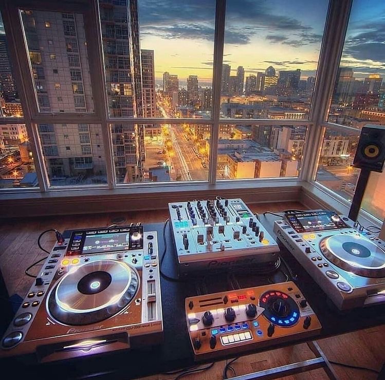 ‘Disco 90 Mixed by Gerry Zavattarelli’ by Gerry Zavattarelli is on #SoundCloud on.soundcloud.com/5Nt0rX3yELlhMK…