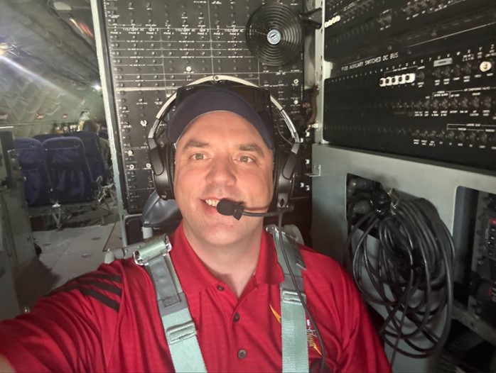 James Elliott (@james_elliott3) on Twitter photo Amazing opp to fly with the <a href="/KansasGuard/">Kansas National Guard</a> refueling A-10s from the 442nd FW <a href="/Whiteman_AFB/">Whiteman AFB</a> .
These 2,000 airmen are reservists in <a href="/KansasCity/">Kansas City</a>. Shoutout to <a href="/markalfordkc/">Mark Alford 🇺🇸🇺🇸🇺🇸🇺🇸</a> to keep them flying!
Learn more about the Guard & Reserve:
bit.ly/4jEZseF
bit.ly/4dYbYVr Amazing opp to fly with the <a href="/KansasGuard/">Kansas National Guard</a> refueling A-10s from the 442nd FW <a href="/Whiteman_AFB/">Whiteman AFB</a> .
These 2,000 airmen are reservists in <a href="/KansasCity/">Kansas City</a>. Shoutout to <a href="/markalfordkc/">Mark Alford 🇺🇸🇺🇸🇺🇸🇺🇸</a> to keep them flying!
Learn more about the Guard & Reserve:
bit.ly/4jEZseF
bit.ly/4dYbYVr