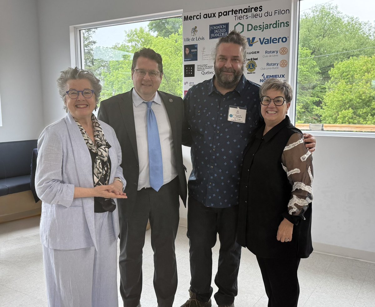 Bernard Drainville (@bdrainvilleqc) on Twitter photo Avec Le Filon - inauguration dâun tout nouveau Tiers-Lieu Ă  #LĂ©vis : lieu de rencontre, dâapprentissage et de partage pour toute la communautĂ©. đ 
Bravo Ă  Vincent Frenette, Ă  son Ă©quipe et aux piliers de la campagne de financement : Louise Gingras & Carole ThĂ©berge! Avec Le Filon - inauguration dâun tout nouveau Tiers-Lieu Ă  #LĂ©vis : lieu de rencontre, dâapprentissage et de partage pour toute la communautĂ©. đ 
Bravo à Vincent Frenette, à son équipe et aux piliers de la campagne de financement : Louise Gingras & Carole Théberge!
