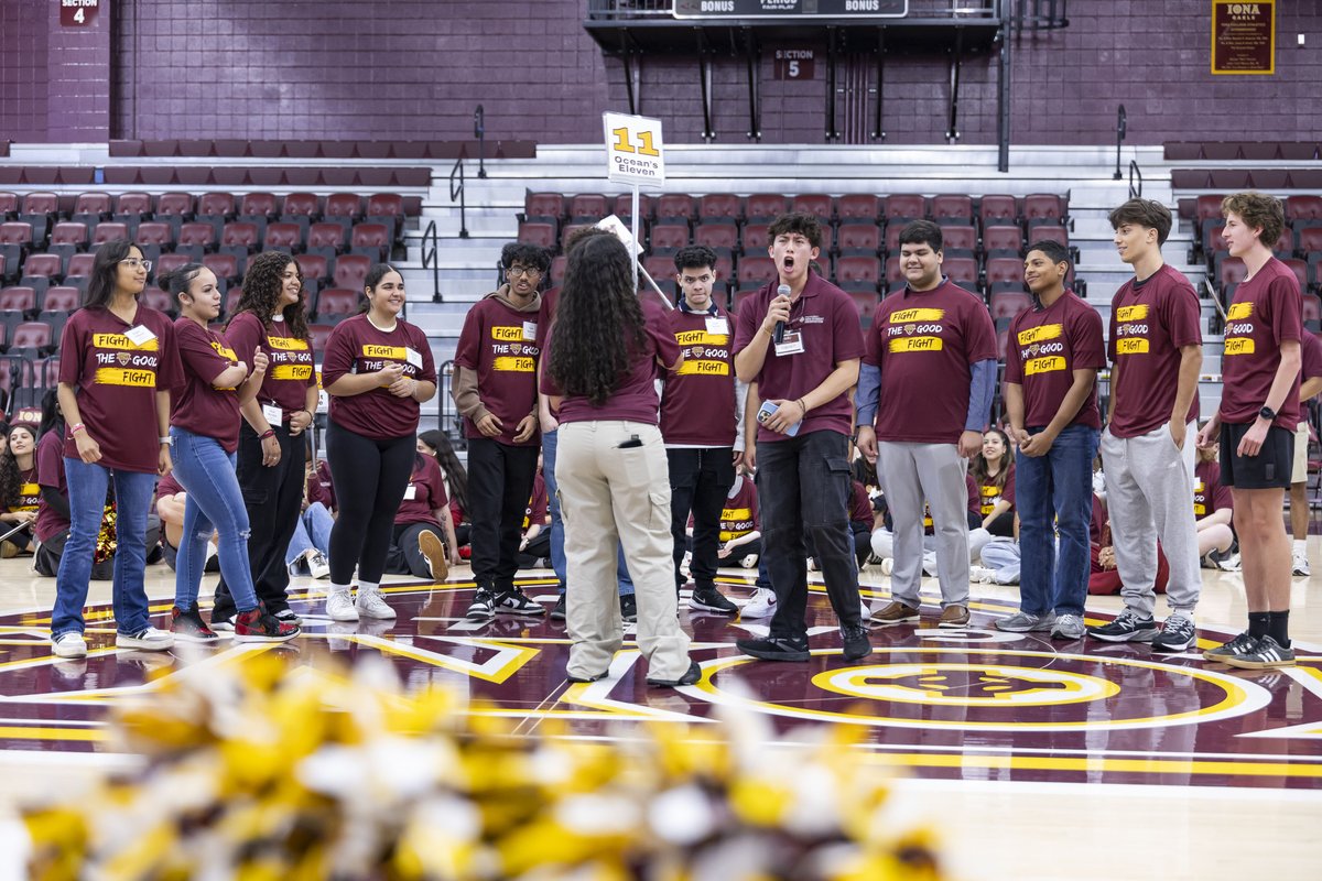Spotted some of the newest members of Gael Nation at New Student Orientation 👀 👋