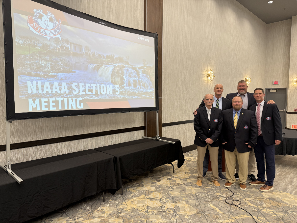 NIAAA9100's tweet photo. One of our Associate Executive Directors, Rich Barton, CMAA, had a great time with some Board members attending our Section 5 meeting in Dakota Dunes, South Dakota! Sharing NIAAA updates and enjoying time together. #ShowingTheWay https://t.co/Vy2pDXDODz