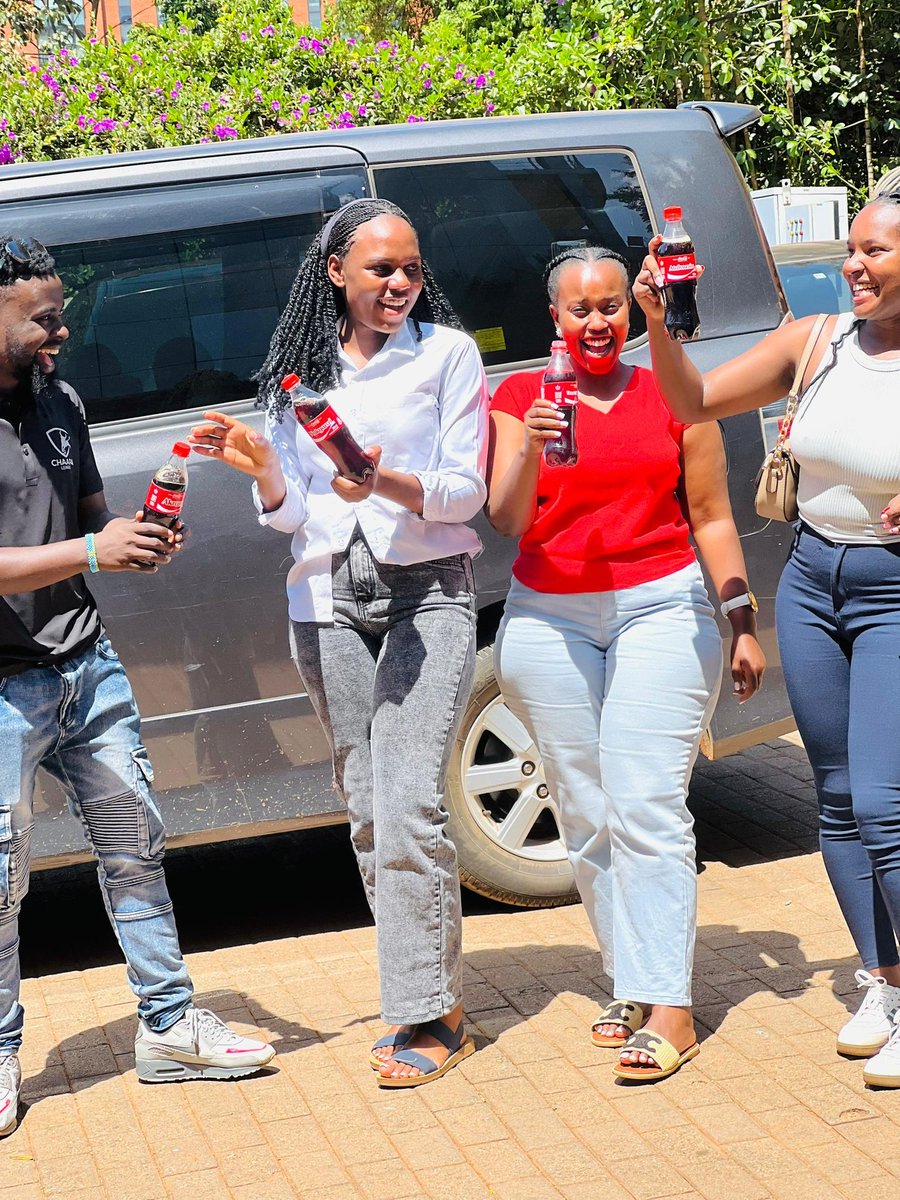 Ingurum Prima 💞💞. (@kakyarap) on Twitter photo Imagine holding a bottle of coca cola with your name ? It must be the best feeling .
Be like <a href="/DKamwine/">Dorah Kamwine</a>, visit any shop or supermarket and #ShareACoke with your name . Imagine holding a bottle of coca cola with your name ? It must be the best feeling .
Be like <a href="/DKamwine/">Dorah Kamwine</a>, visit any shop or supermarket and #ShareACoke with your name .