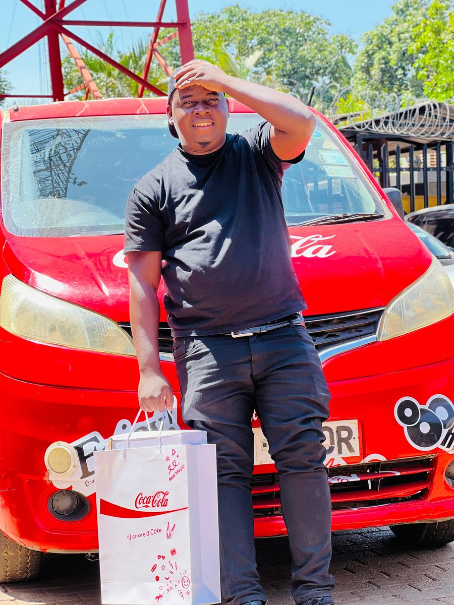 Dream Gal (Princess😌😌) (@jorinece069) on Twitter photo My favorite tweep <a href="/DKamwine/">Dorah Kamwine</a> is #ShareACoke with her buddies.
See the happiness <a href="/CocaColaBevUg/">Coca-Cola Beverages Uganda</a> brings to the moment. My favorite tweep <a href="/DKamwine/">Dorah Kamwine</a> is #ShareACoke with her buddies.
See the happiness <a href="/CocaColaBevUg/">Coca-Cola Beverages Uganda</a> brings to the moment.