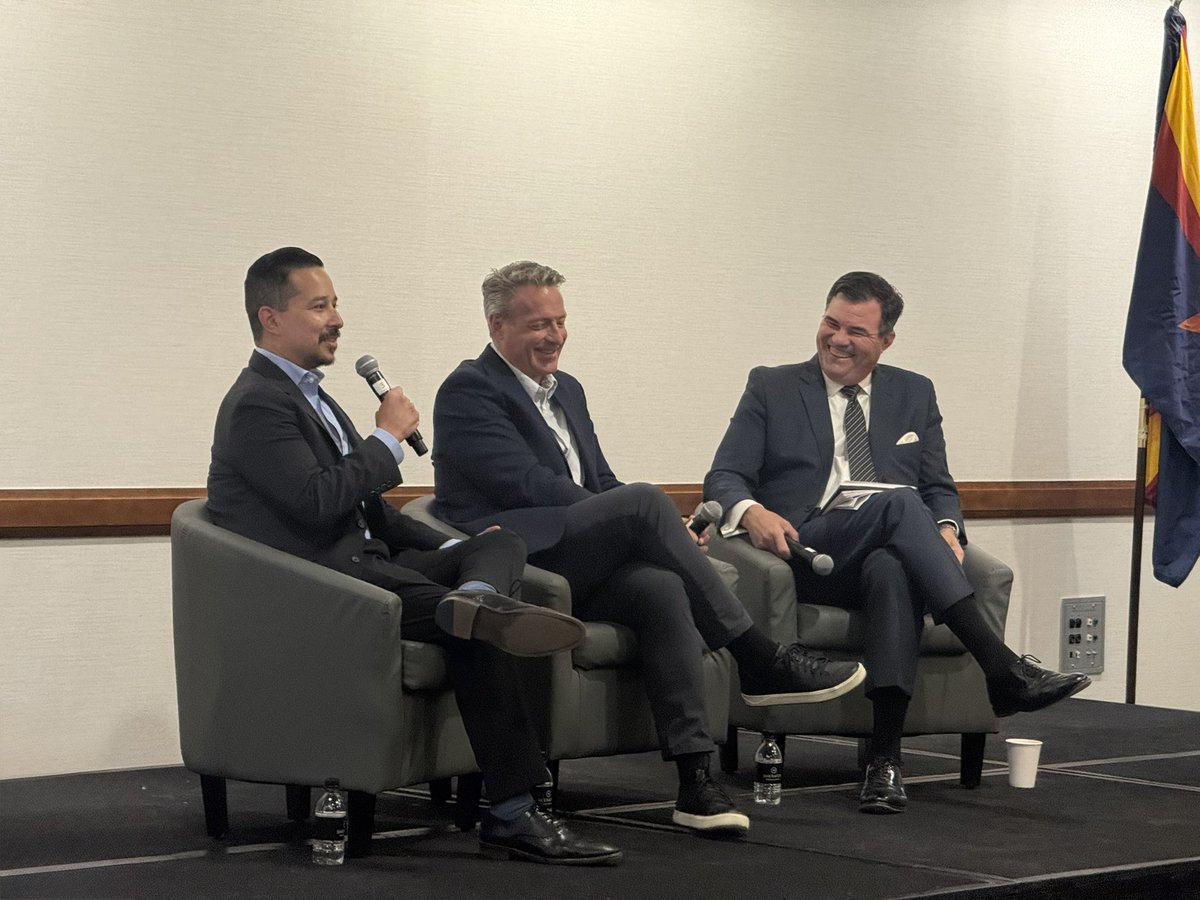 moleraalvarez's tweet photo. MA Partner Jaime Molera (@manopeople) moderated a panel with @RoyHerreraPhx and @SeanNobleAZDC, leading a candid discussion on the politics of today’s trade policy and its impact on business, diplomacy, and economic growth. #USMCAAZ25 https://t.co/LrESUxkfRQ