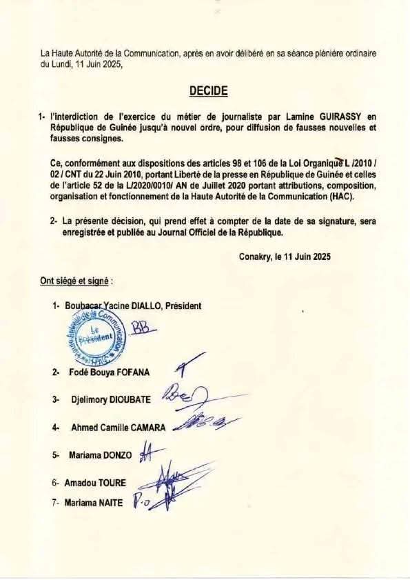 aboubacarybarma's tweet photo. #Guinée #Media
L'exercice du métier de #journaliste est interdit par la Haute Autorité à la Communication (#HAC) au PDG de #HADAFO Media, #Lamine_Guirassy jusqu'à nouvel ordre en République de Guinée. https://t.co/PYiaxJi6pO