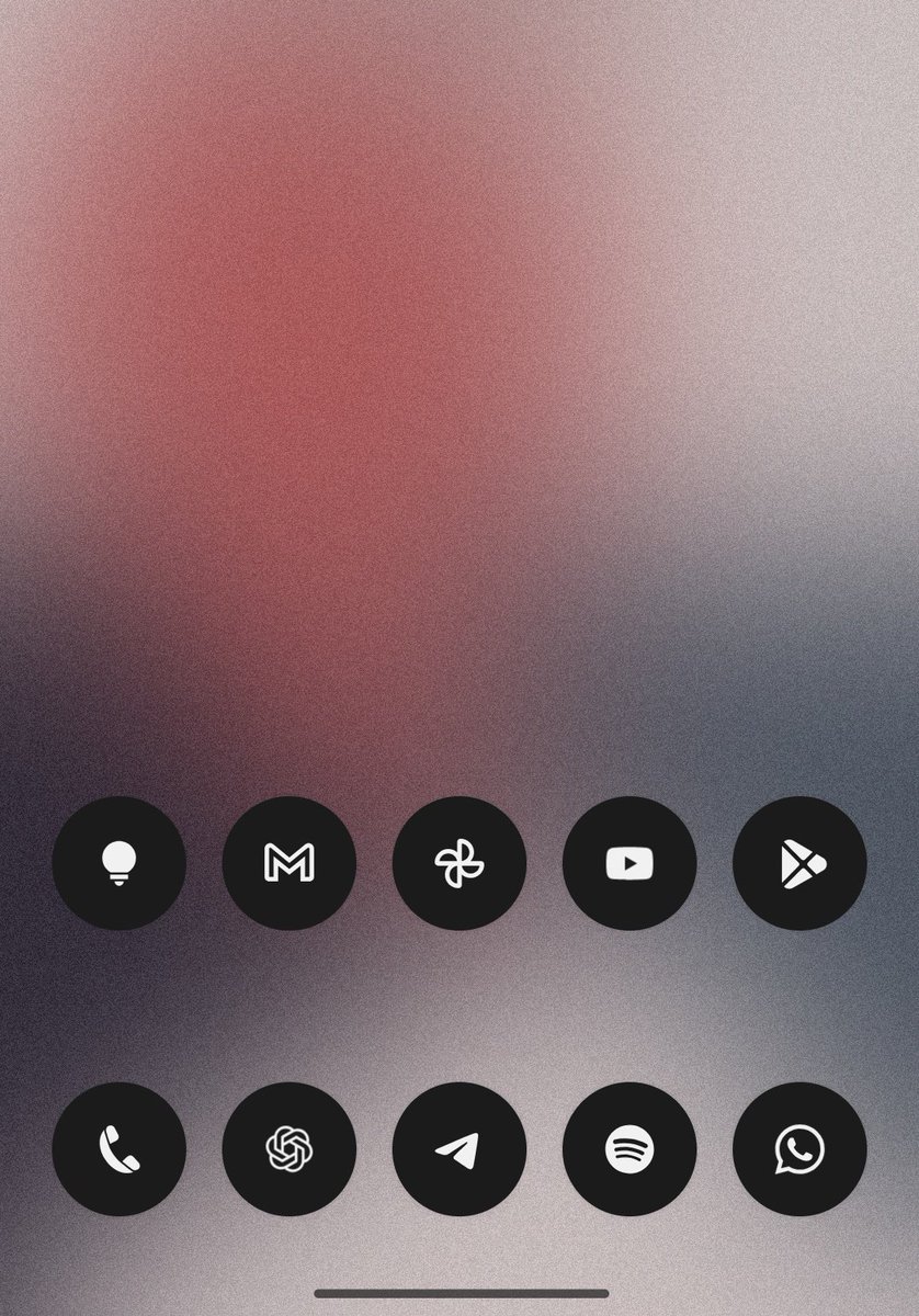 shillatrix's tweet image. While everyone is talking about #LiquidGlass

I've decided to buy a #nothing phone and embrace the #SolidRock style instead