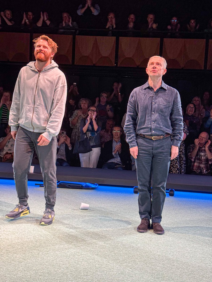 I was lucky enough to see #TheFifthStep last night at <a href="/sohoplacelondon/">@sohoplace</a> 
Brilliant piece of theatre &amp; brilliant performances of both #MartinFreeman &amp; #JackLowden 

You should go and watch it 🥰