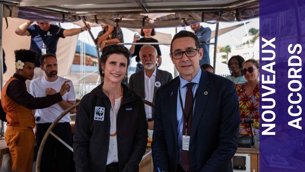 Agence Française de #Développement (AFD) 🇫🇷 🇪🇺 (@afd_france) on Twitter photo ✍️À l'#UNOC3 signature de 2 nouveaux partenariats stratégiques pour la protection des écosystèmes marins avec <a href="/WWFFrance/">WWF France 🐼</a> :
🪝Sur le plateau des Guyanes pour lutter contre la pêche illégale grâce au plaidoyer de jeunes ambassadeurs
🌱En 🇹🇳, avec un projet carbone bleu qui vise à ✍️À l'#UNOC3 signature de 2 nouveaux partenariats stratégiques pour la protection des écosystèmes marins avec <a href="/WWFFrance/">WWF France 🐼</a> :
🪝Sur le plateau des Guyanes pour lutter contre la pêche illégale grâce au plaidoyer de jeunes ambassadeurs
🌱En 🇹🇳, avec un projet carbone bleu qui vise à