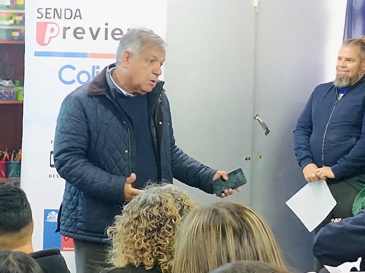 Municipalidad Colina (@municolina) on Twitter photo ๐ค ๐๐ข๐ ๐๐ฆ๐๐ขฬ๐ก ๐๐ข๐ ๐จ๐ก๐๐ ๐๐ ๐๐ฅ๐ข๐๐๐ฆ ๐๐ก ๐๐ข๐๐๐๐๐ข ๐ฆ๐๐ก๐ง๐ ๐ ๐๐ฅ๐ฬ๐ ๐๐ ๐๐ฆ๐ ๐๐ฅ๐๐๐๐
Durante la maรฑana de este miรฉrcoles 11 de junio, se llevรณ a cabo una nueva reuniรณn de la Comisiรณn Comunal de Drogas, organizada por Senda Previene Colina, en ๐ค ๐๐ข๐ ๐๐ฆ๐๐ขฬ๐ก ๐๐ข๐ ๐จ๐ก๐๐ ๐๐ ๐๐ฅ๐ข๐๐๐ฆ ๐๐ก ๐๐ข๐๐๐๐๐ข ๐ฆ๐๐ก๐ง๐ ๐ ๐๐ฅ๐ฬ๐ ๐๐ ๐๐ฆ๐ ๐๐ฅ๐๐๐๐
Durante la maรฑana de este miรฉrcoles 11 de junio, se llevรณ a cabo una nueva reuniรณn de la Comisiรณn Comunal de Drogas, organizada por Senda Previene Colina, en