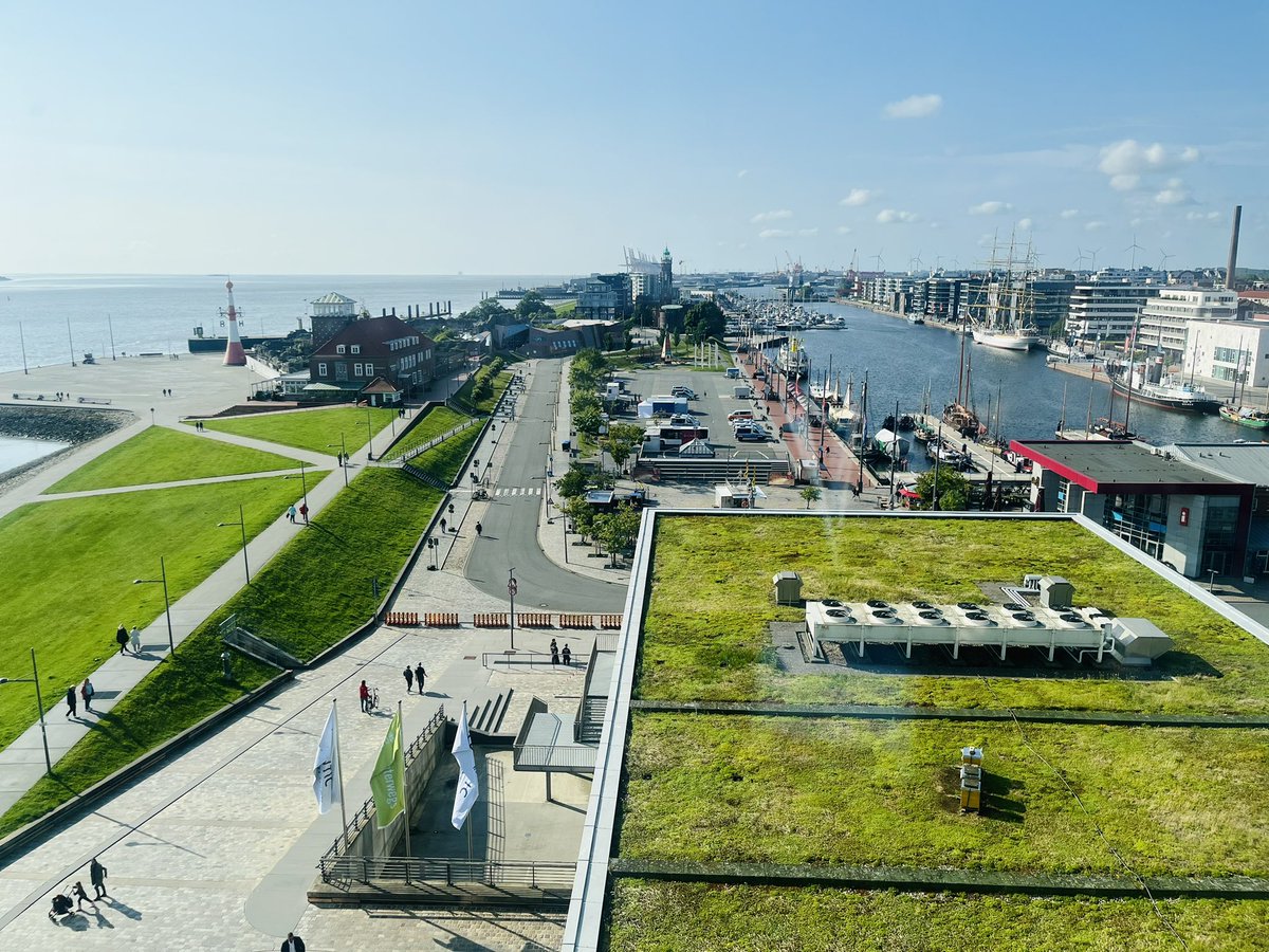 Moin! Die 223. Innenministerkonferenz #imk25 unter Vorsitz von Ulrich Mäurer, Senator für Inneres und Sport in #Bremen, hat heute in Bremerhaven begonnen. Die Innenminister, -ministerinnen, Innensenatoren und Innensenatorinnen werden sich bis Freitag über Themen wie zum Beispiel