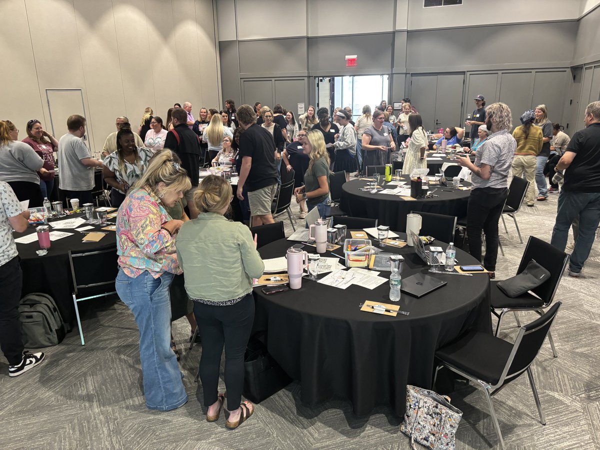 Kathymhouse's tweet image. An amazing day of learning with OVEC’s First-Time, Long-Time recipients.  The enthusiasm of these new and veteran educators was a joy on a beautiful summer day 🌞