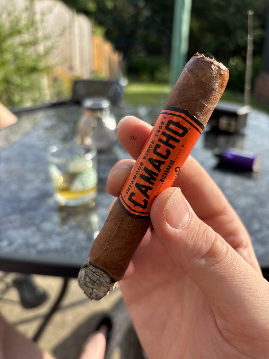 Visited New York City last week and had to visit <a href="/Davidoff_Cigars/">Davidoff Cigars</a> store and had to pick up a <a href="/camachocigars/">Camacho Cigars</a>. Seen them all over the socials, they don’t disappoint, beautiful smoke 👌🏻💨 (UK Smoker)