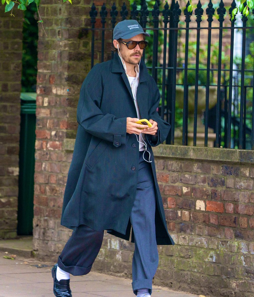 HS4LiveHQ's tweet image. Harry in London recently.
