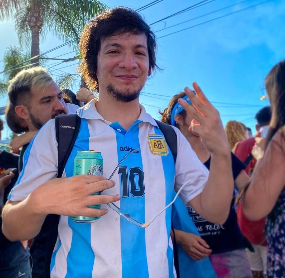 thom3209's tweet image. Que diga eso cuando hay muchos youtubers actuales que no solo hablan de coger y lucrar con downs