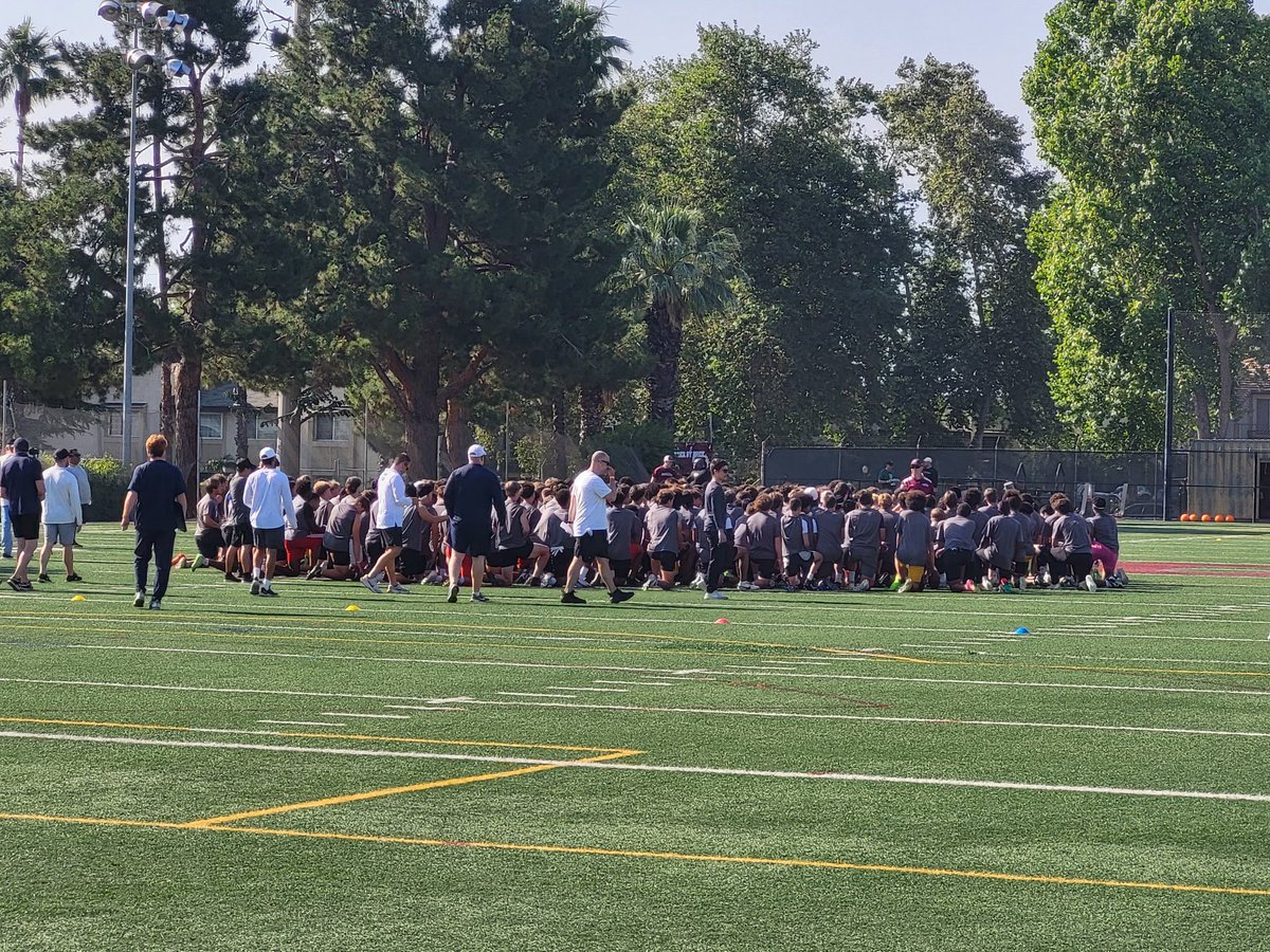 SeanHelg4's tweet image. Had a great time competing at the University of Redlands Skills camp. @UofR_Football @azc_obert @MikeSheahan122 @MichaelWoosley