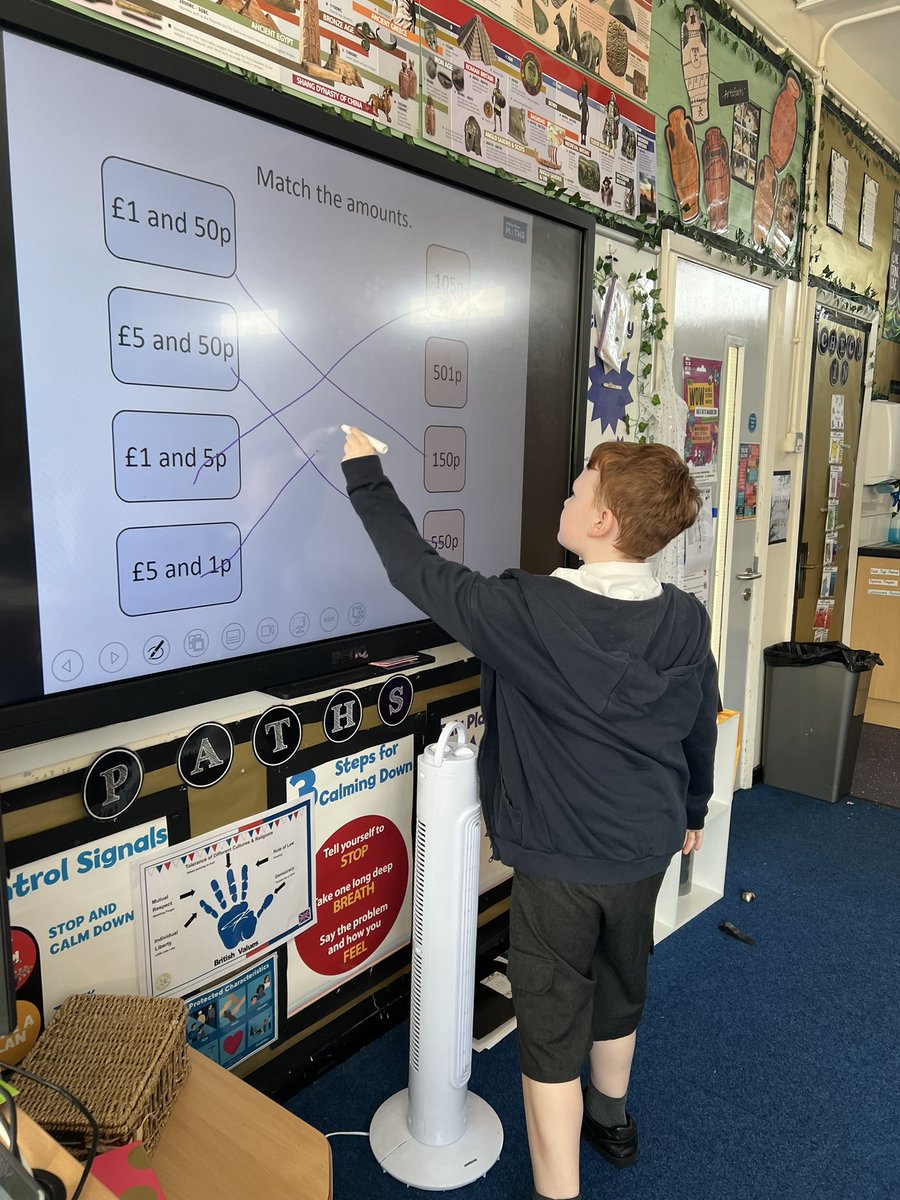 Holy Spirit Catholic Primary (@holyspiritwa9) on Twitter photo In #Year4 we love modelling our super maths knowledge. Here we are converting pounds and pence. <a href="/WhiteRoseEd/">White Rose Education</a> In #Year4 we love modelling our super maths knowledge. Here we are converting pounds and pence. <a href="/WhiteRoseEd/">White Rose Education</a>