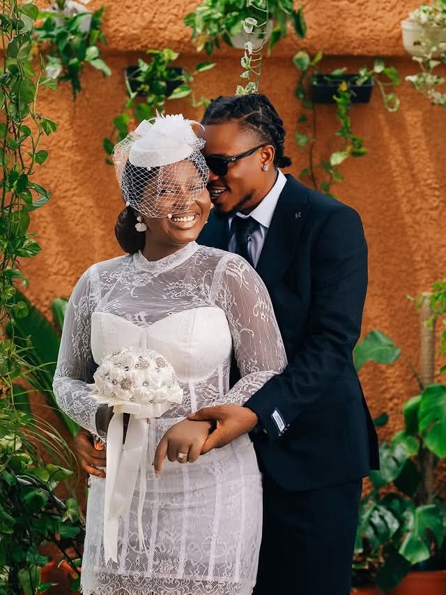 Buzztop_ng's tweet photo. Today is Content creator, Paramount Komedy's court wedding
Congratulations to her #courtwedding #trendypost #contentcreator #buzztop.ng https://t.co/VakVUrkO6k