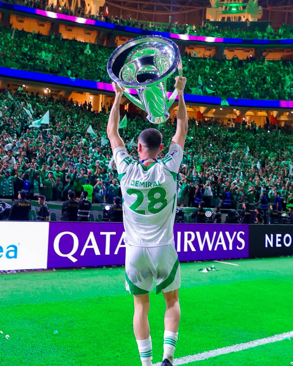 Merihdemiral's tweet image. I’m proud of the fight we put up all season both with the national team and Al-Ahli.
We’ll be back next season, aiming even higher together.
Thank you to everyone who supported us throughout the year.