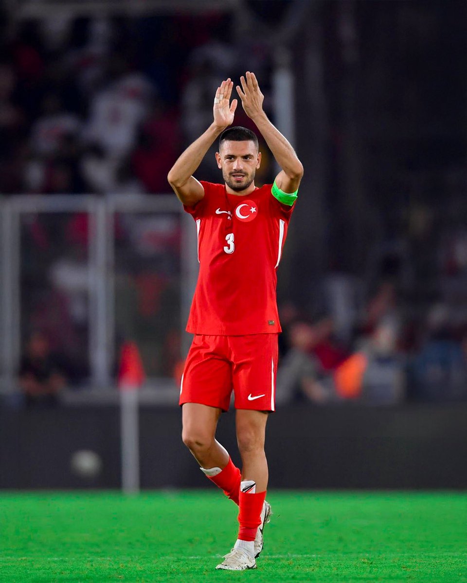 Merihdemiral's tweet image. I’m proud of the fight we put up all season both with the national team and Al-Ahli.
We’ll be back next season, aiming even higher together.
Thank you to everyone who supported us throughout the year.